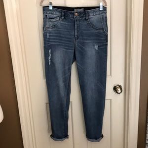 Wit and wisdom Ab-solution waist girlfriend jean